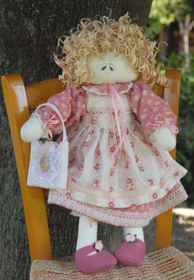 Bambola Giulia - Clicca l'immagine per chiudere